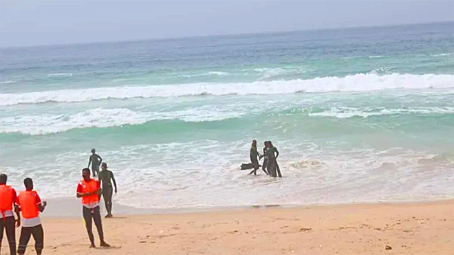 ​إنقاذ 7 أشخاص من الغرق في سواحل حضرموت